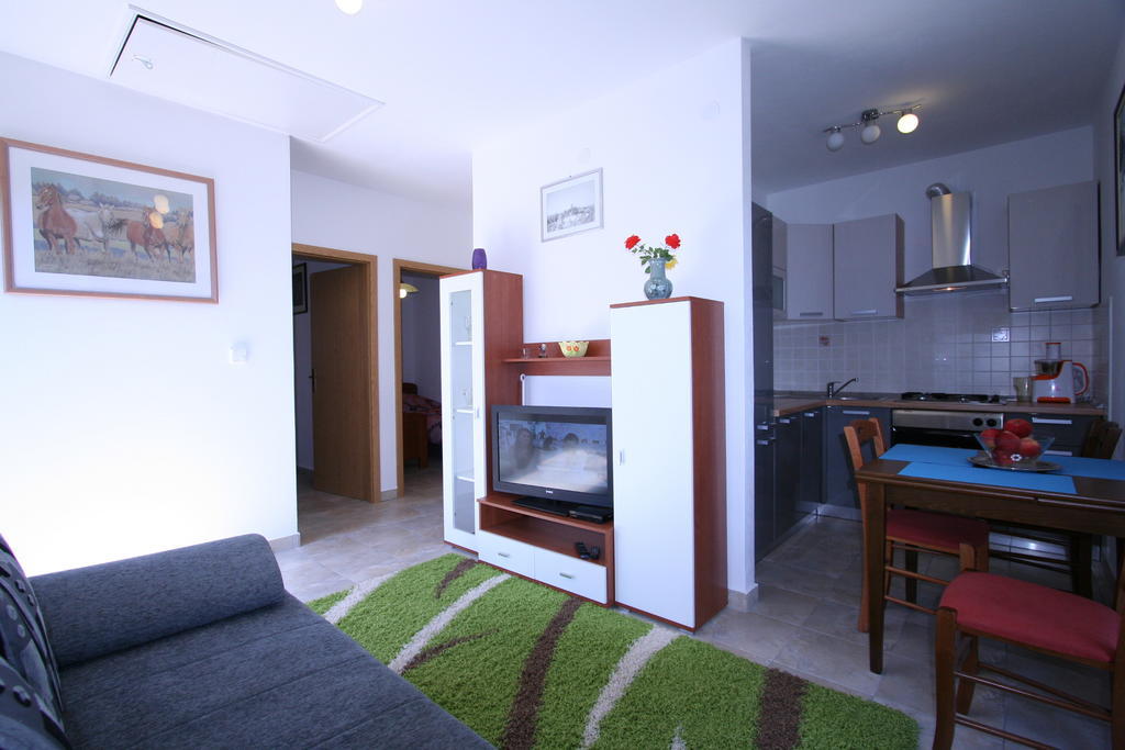 Villa Roze Cizici Room photo